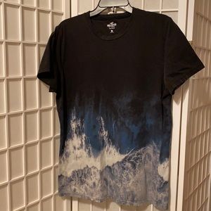 Hollister T-shirt size L